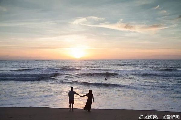 离婚前一晚，她端着丈夫做的鸡蛋面说：“我们好好过吧。” 