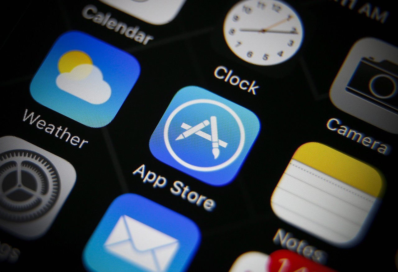 印度威胁苹果封网：六个月之内让全部 iPhone 退网 